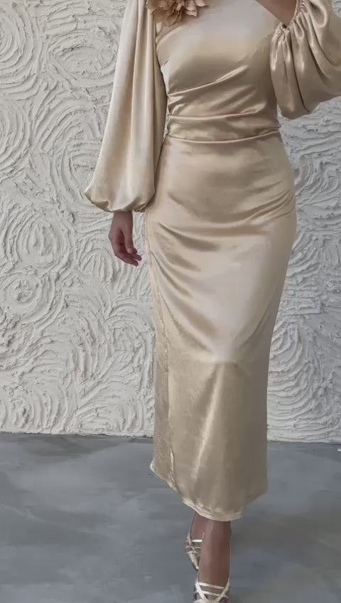wrinkled satin Gold